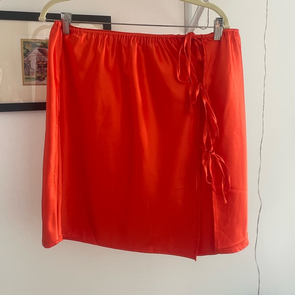 It’s Me Kellie B x Wray NYC Effie skirt